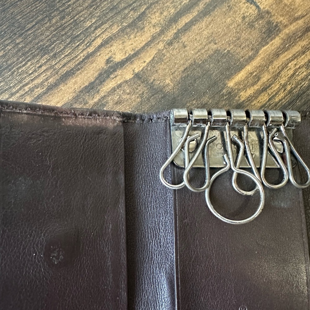 Gucci Key Wallet - Picture 4 of 6